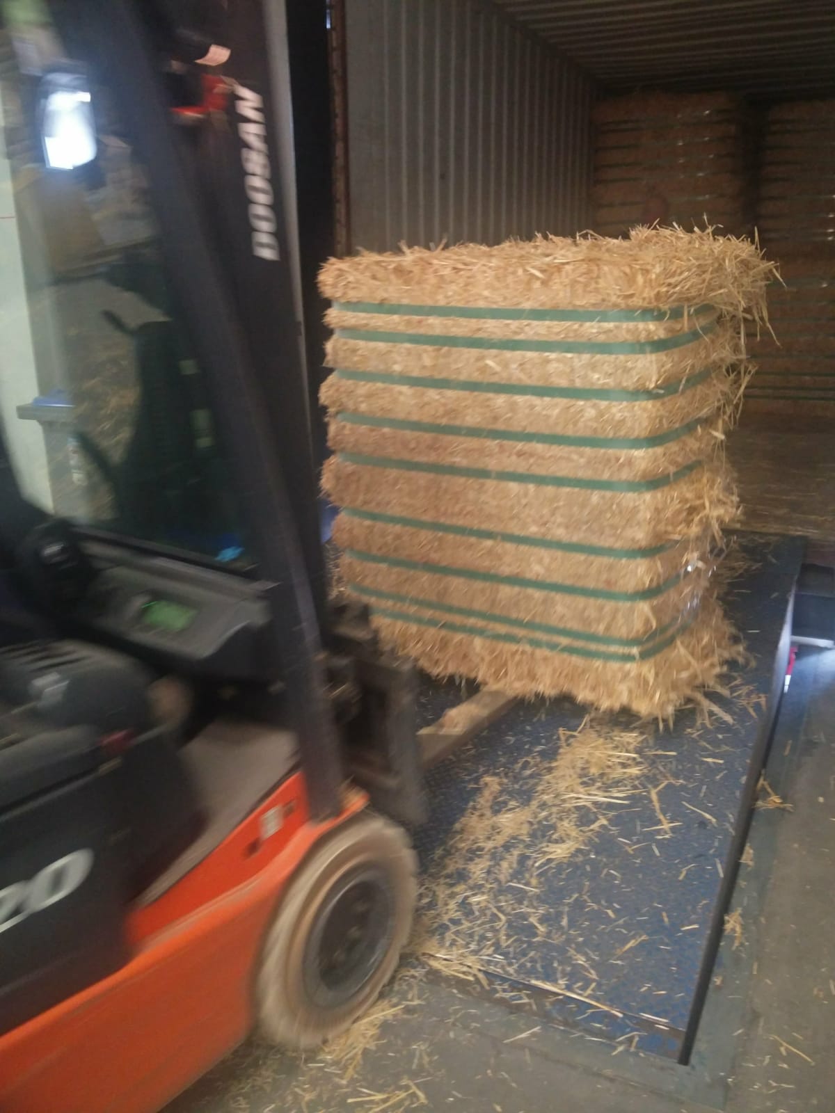 Recolha e Transporte de Palha