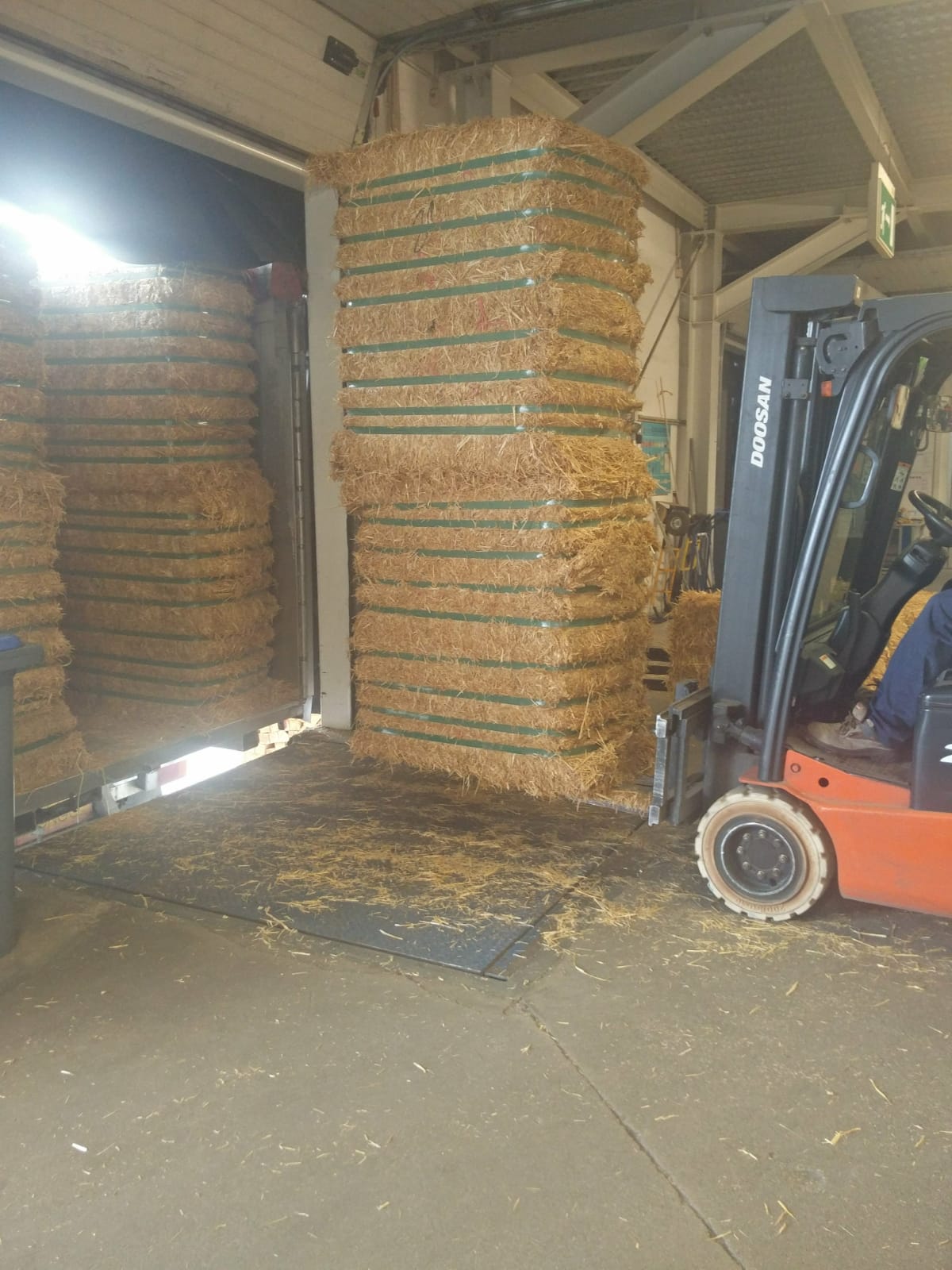 Recolha e Transporte de Palha