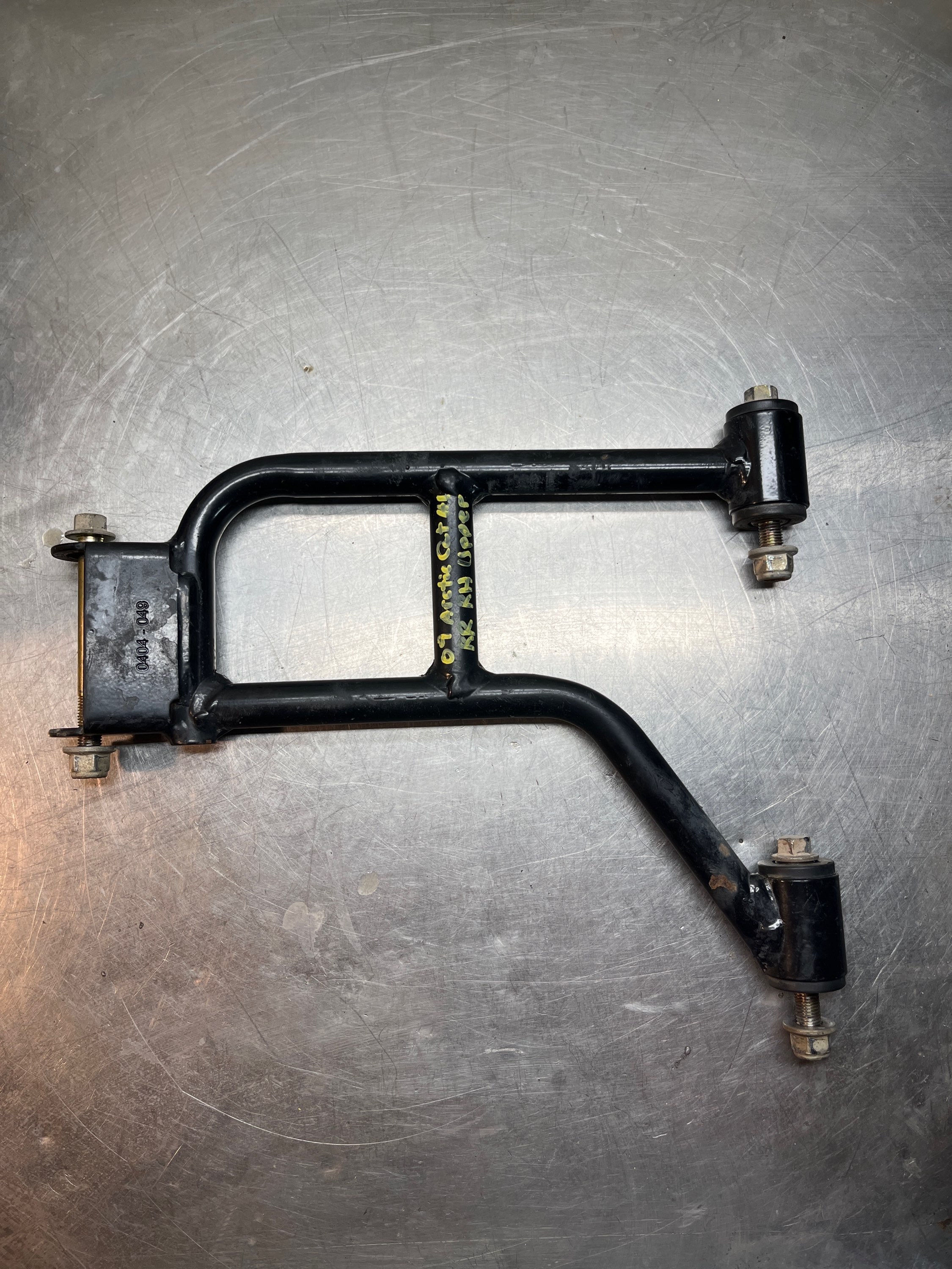 A-arm Upper RR RH - Arctic Cat