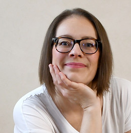stef qu.JPG