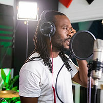 Ean Brown singing at IQ Production