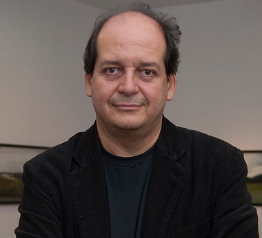 roberto huarcaya.jpeg