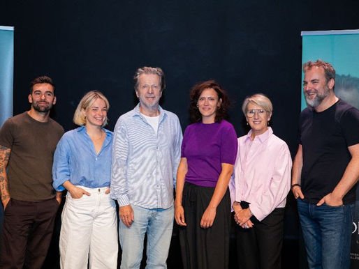 één zee stelt cast voor van bekroond theaterstuk over dementie, liefde en afscheid