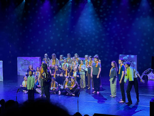 In één week van idee tot podium: Alles-Aduh brengt ‘De Kleine Prins’