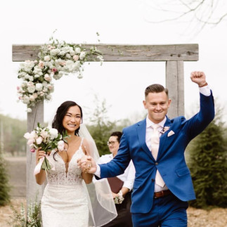 bride-groom-arbor