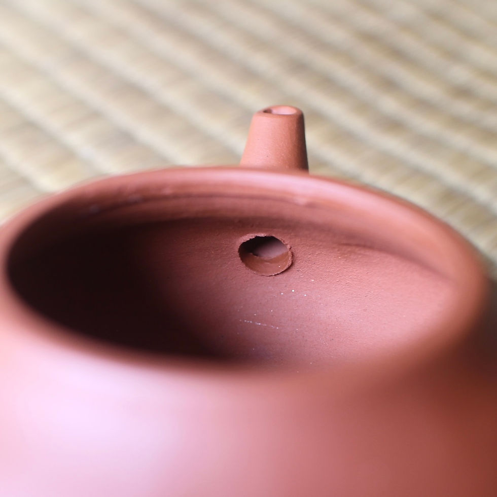 Thumbnail: 80's F1 HongNi 'BianDeng' Teapot 140ml