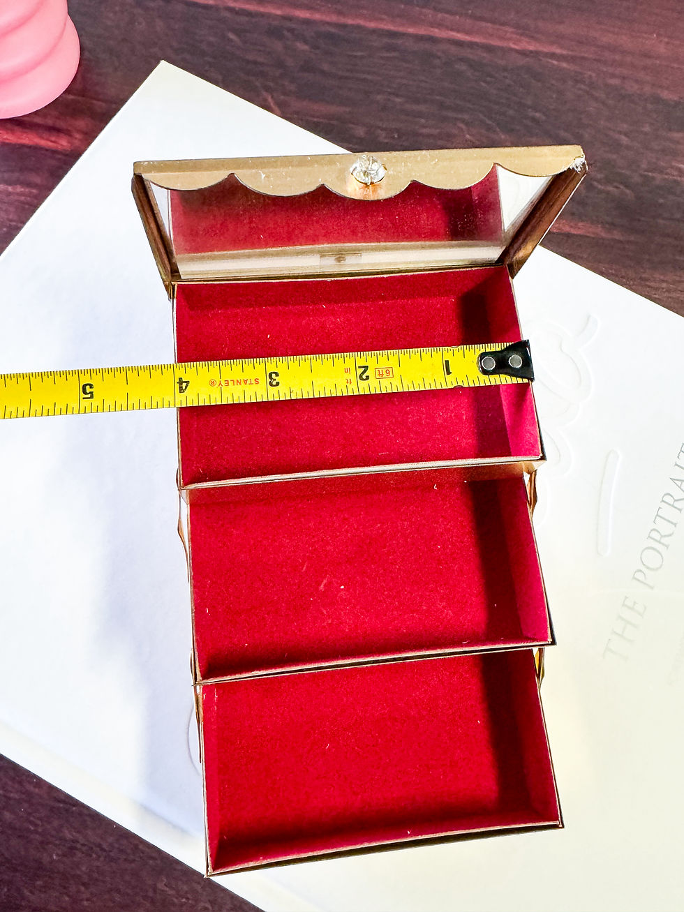 Thumbnail: Gold toned expanding jewelry box