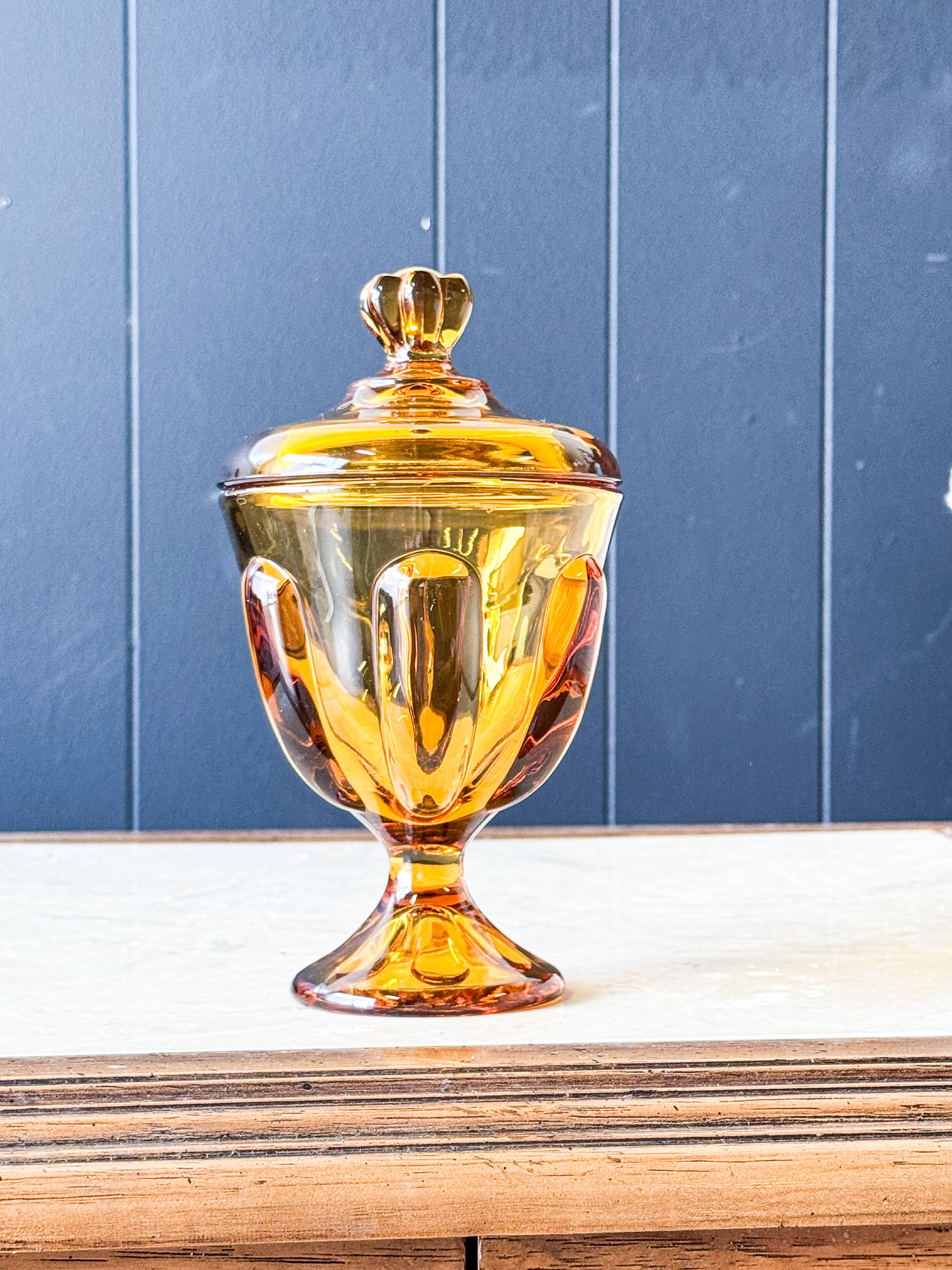 Viking 6-petal lidded candy dish in amber