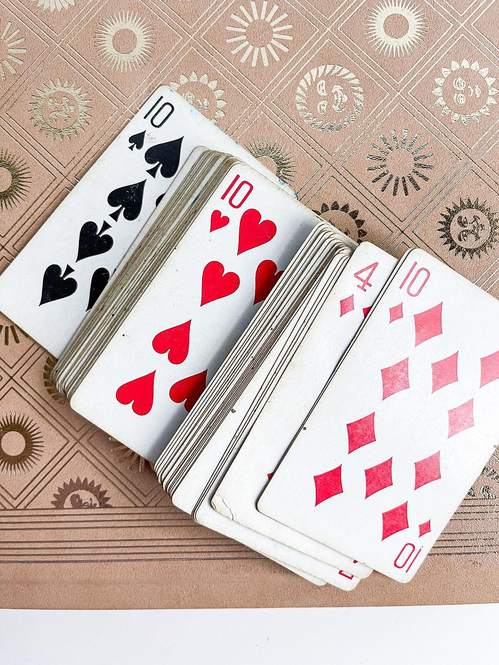 Thumbnail: Vintage playing cards