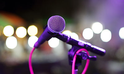 Microphone
