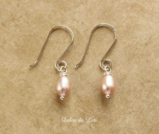 mauve rice pearl, silver