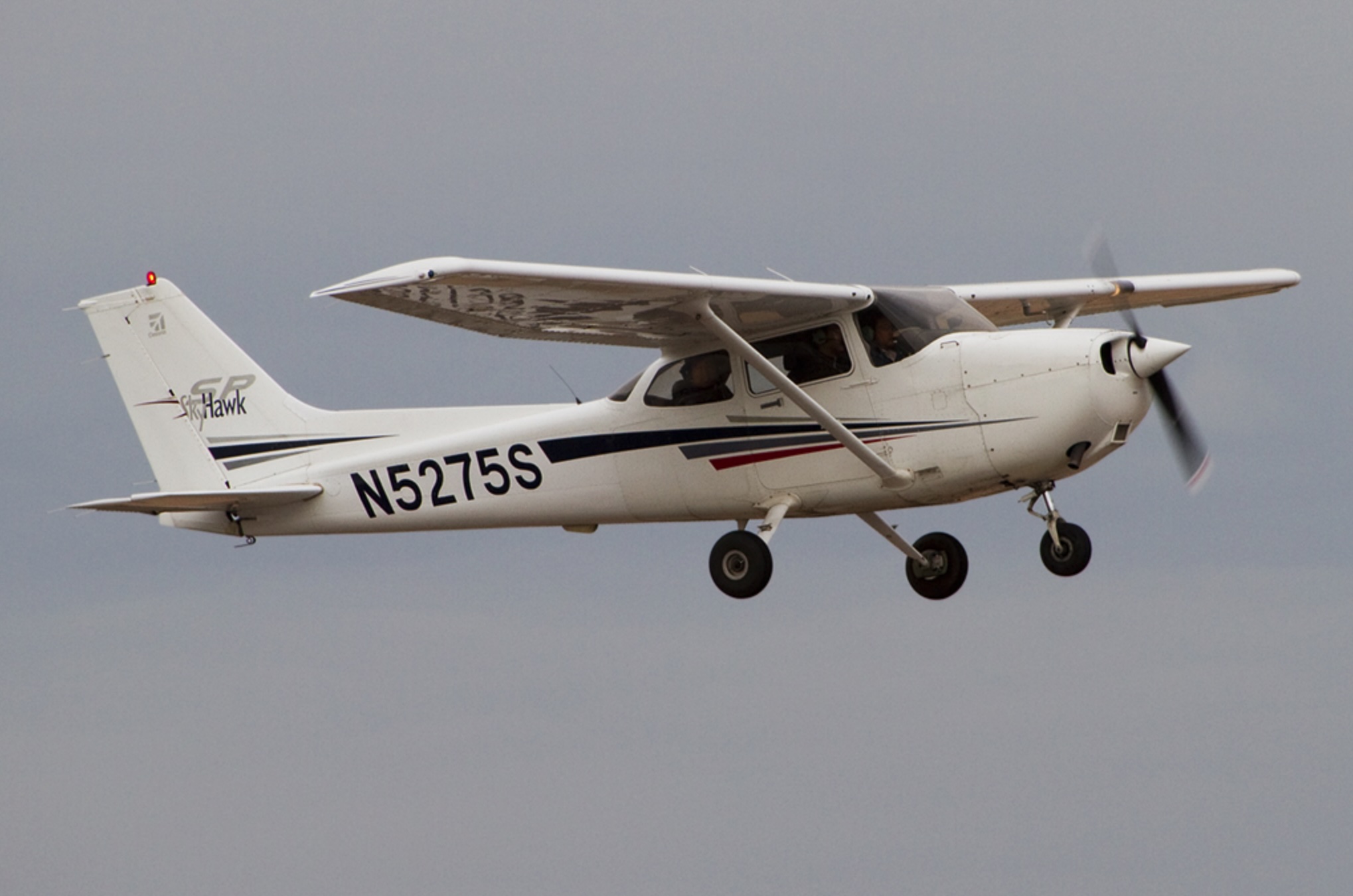 Diamond DA-40 on takeoff