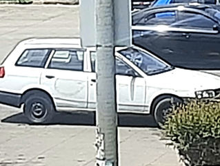LUNES 03 DE OCTUBRE DEL 2022 AUTO BLANCO ESTACIONADO  F10-625