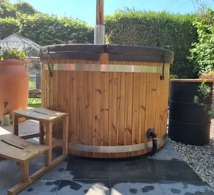 Bain-nordique-KIRAMI-WoodyM-vente-installation-entretien-Hottubsetsaunas-Rouen-Dieppe-LeHa