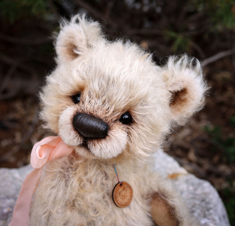 Thumbnail: [SOLD] WEDNESDAY 11.5" Steiff-Schulte Beige Mohair/Alpaca, Vachetta PawPads