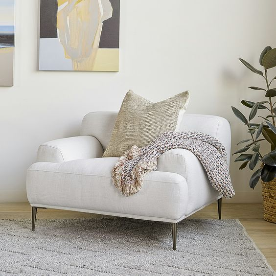 Accent Furniture: Cozy White Living Room
