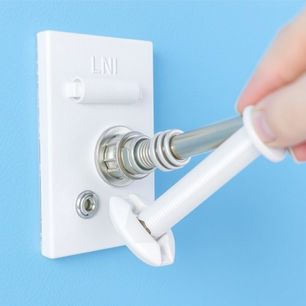 How to Choose the Right Drywall Anchors for Hanging Anything at Home