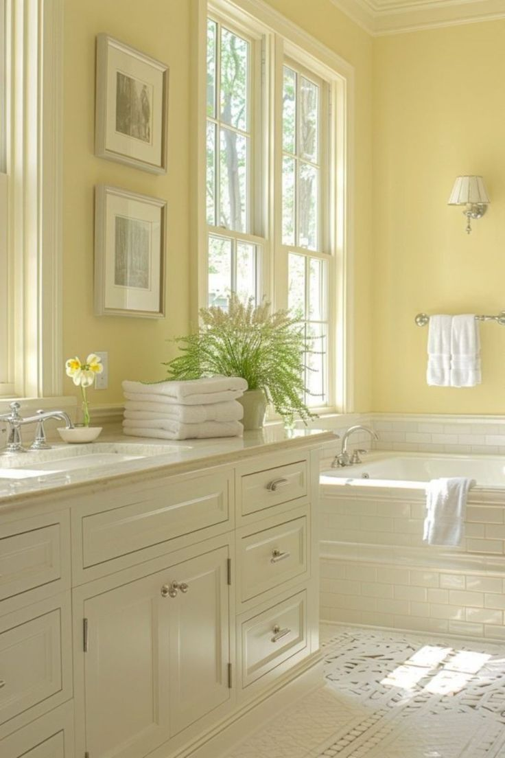 Creamy White Paint Color for Your bathroom