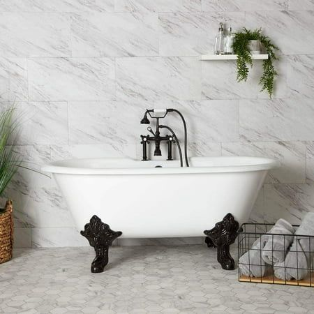 Vintage White Clawfoot Tub