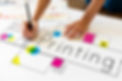 mani-che-lavorano-su-banner-di-sovrapposizione-grafica-di-rete-sulla-scrivania.jpg