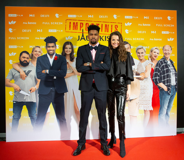 "Importinis Jaunikis" premiere