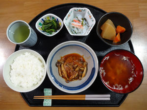 煮込みハンバーグ