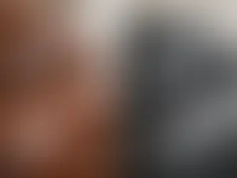 Cuero natural o sintético en el sofá