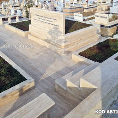 Çift Kişilik Çift Katlı Kuşaklı Traverten Taşlı Blok Kalın Mermer Mezar