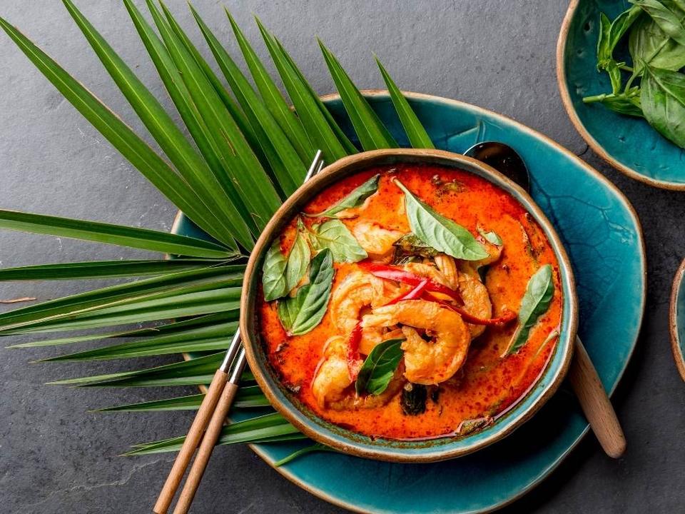 Accord mets et vins avec un curry rouge thaï