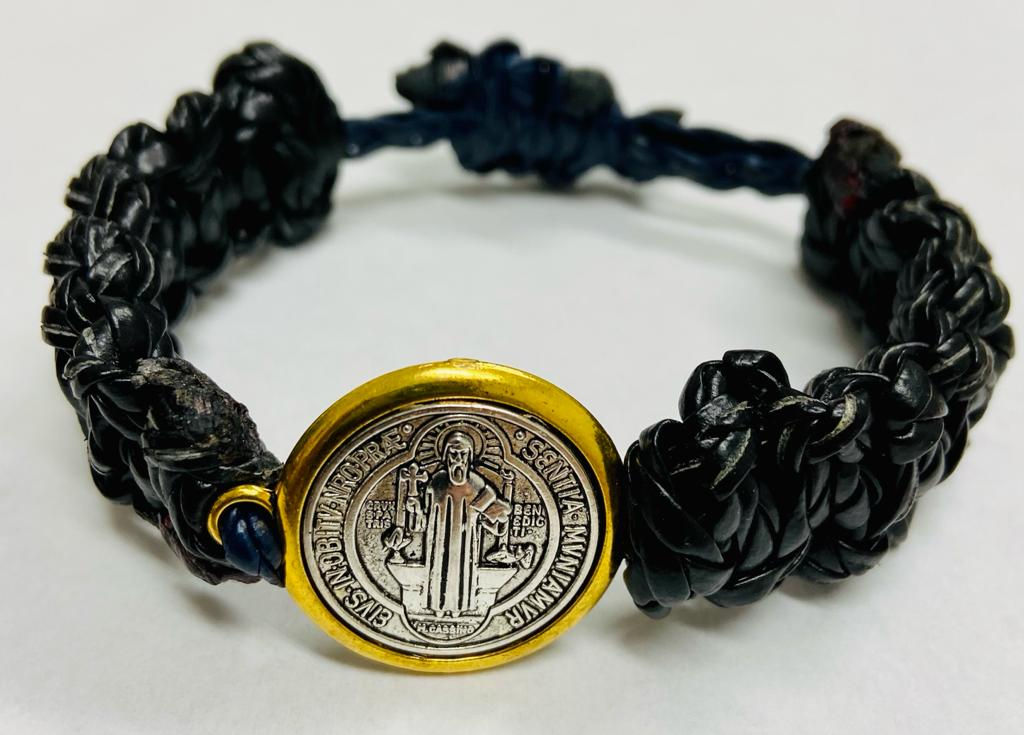 BRAZALETE SAN BENITO / CORREA DE PIEL HECHO A MANO CCMX CCRX