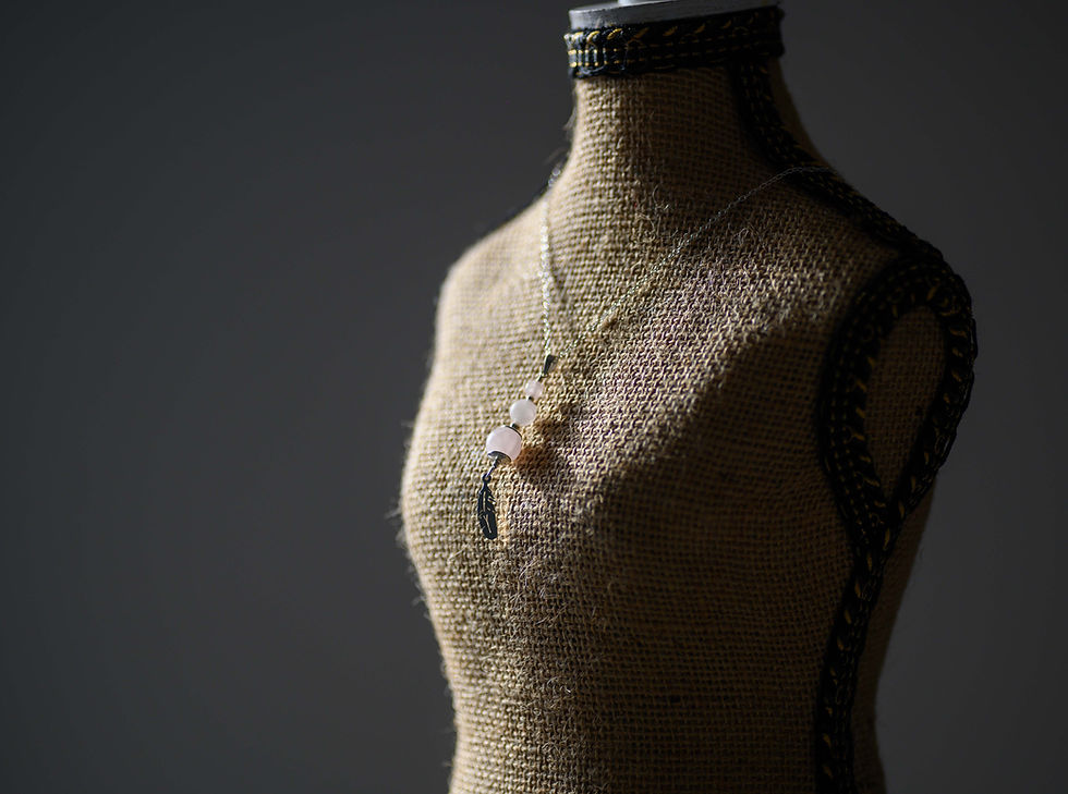 Miniature : COLLIER PLUME QUARTZ ROSE - ARGENT - Ange gardien - Amour - Fait main - Symbole