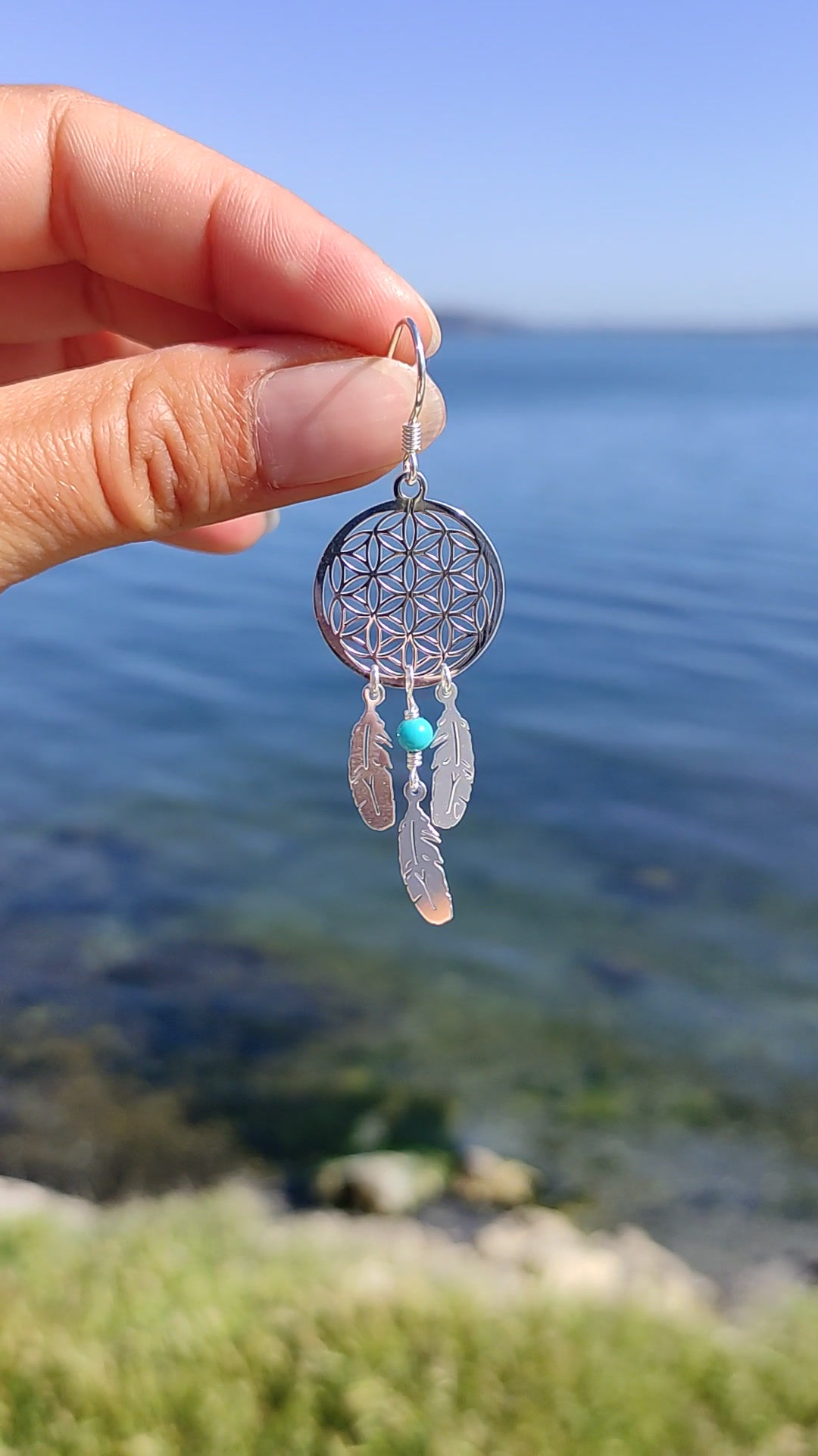 Boucle d'oreille attrape rêve argent et turquoise, fleur de vie fait main