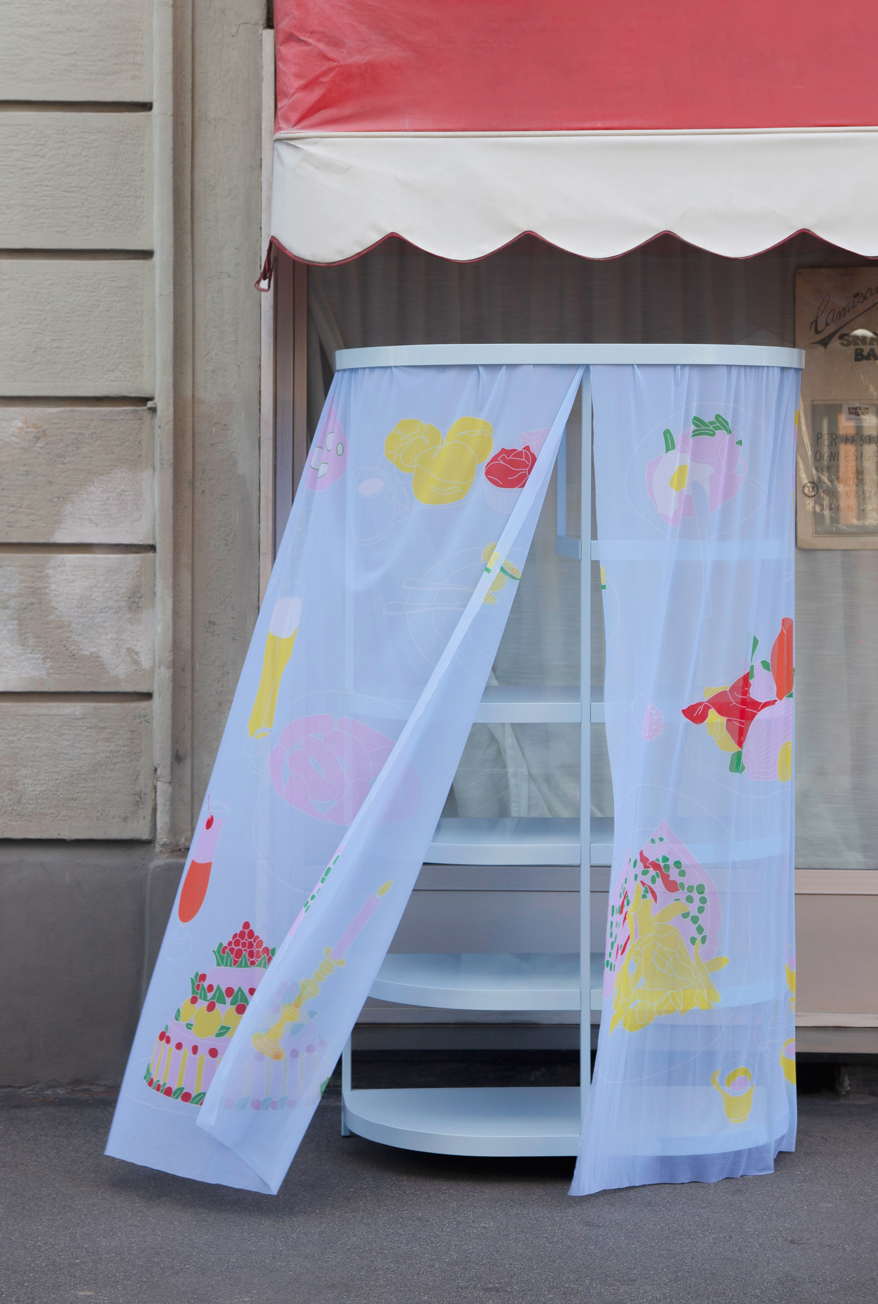 Vitrine No2