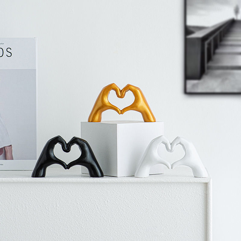 Modern Resin Heart Hands Statue Decor