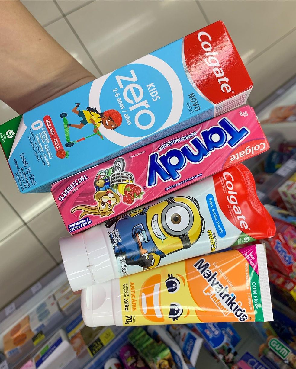 PASTA DE DENTE INFANTIL