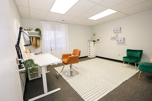Private beauty studio room at Love & Luxe Co designed for hairstylists and makeup artists with part time studio lease access in Dublin Ohio.