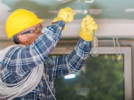 Commercial Electrician