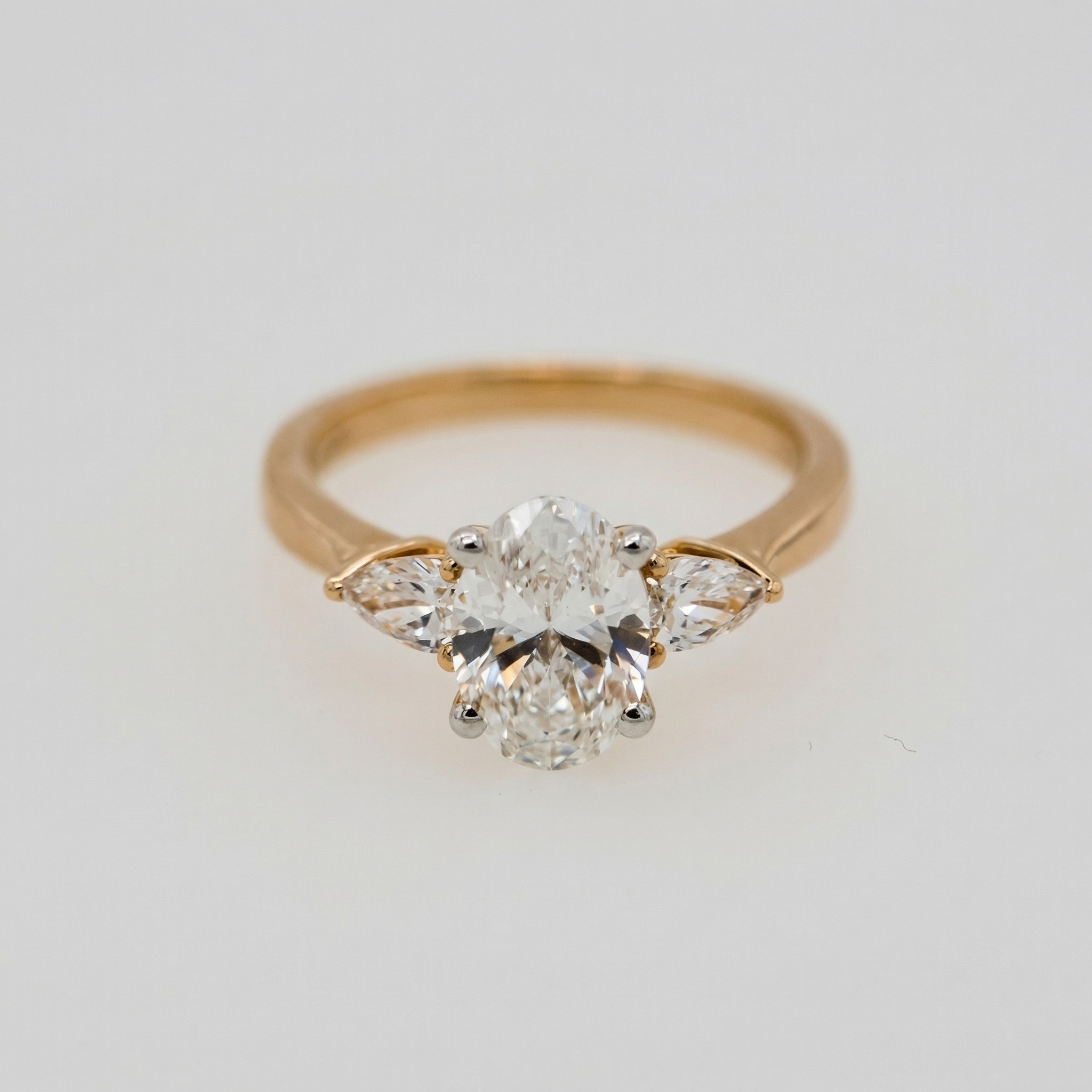 14KY 1.5ct LG Oval 3-Stone Ring
.38ctw FVS Pear
ZENSTAR