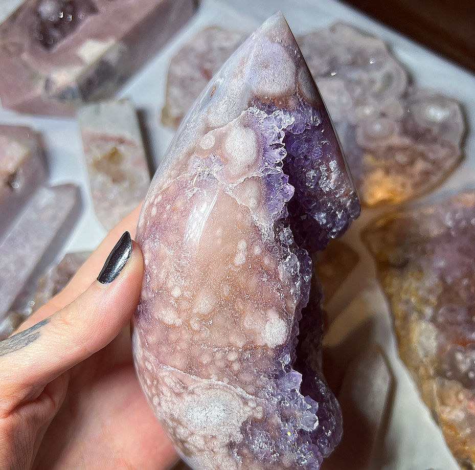 Thumbnail: Pink Amethyst Flame DIVINE LOVE