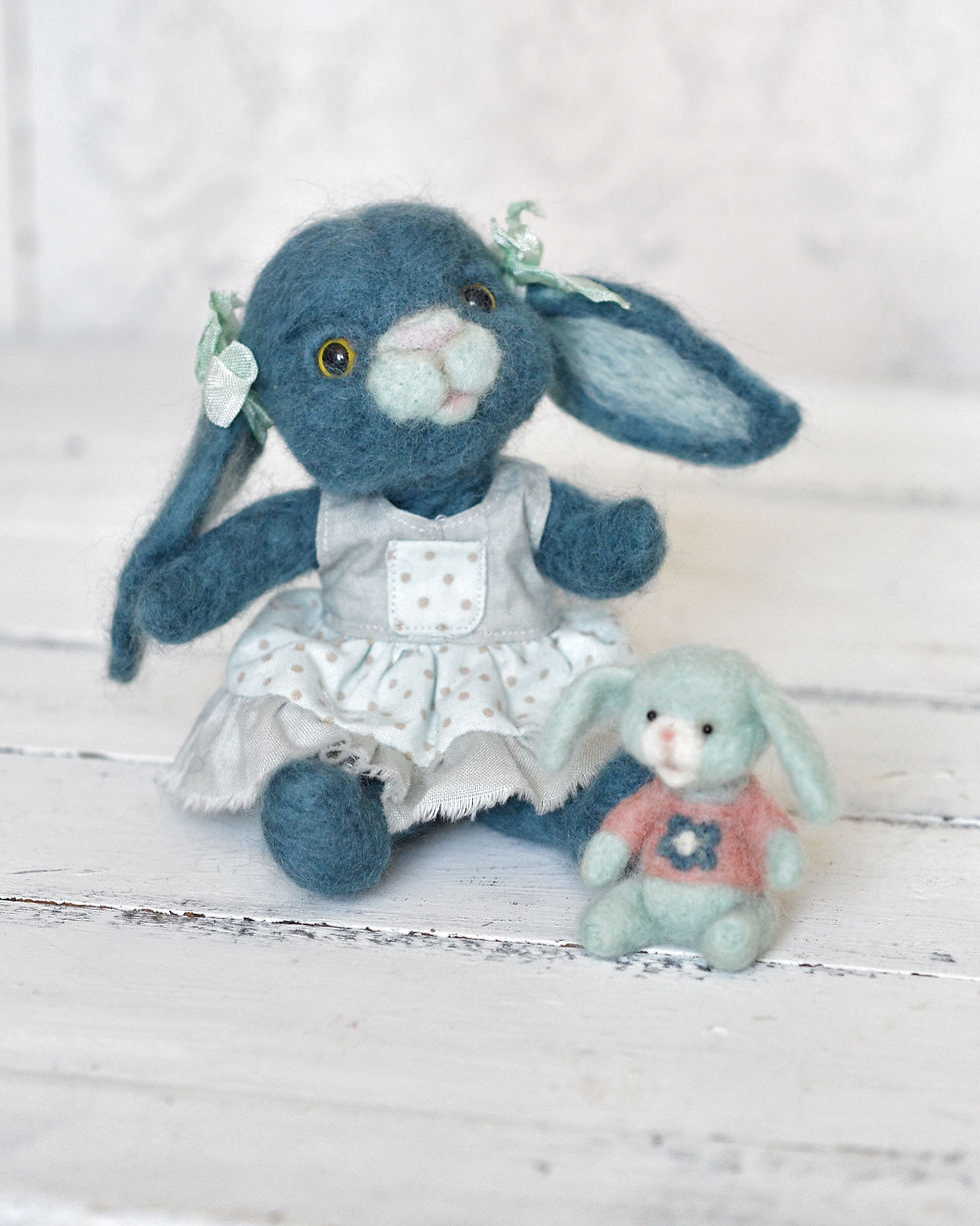 Thumbnail: Candy and her doll