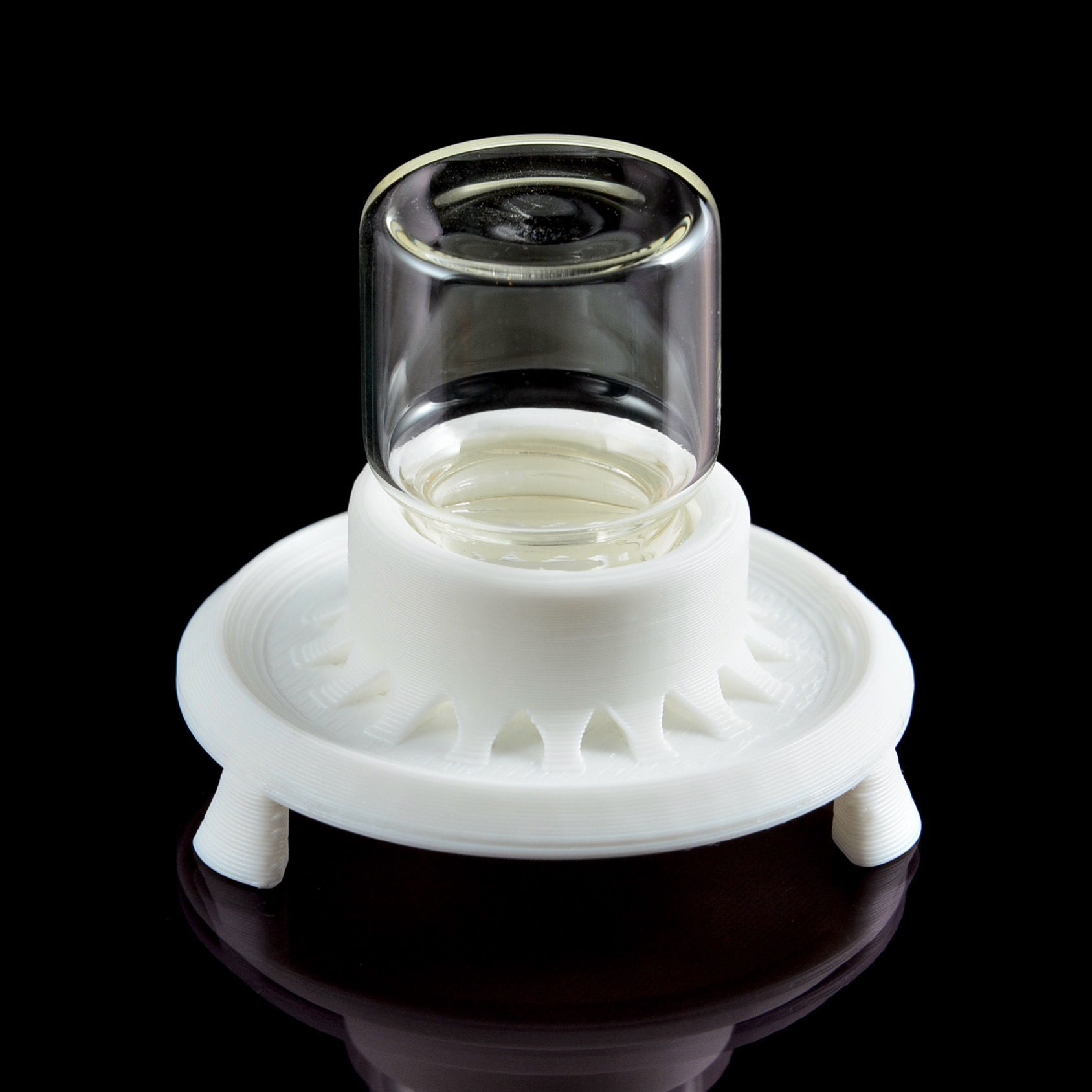 Liquid Feeder - Moat Style