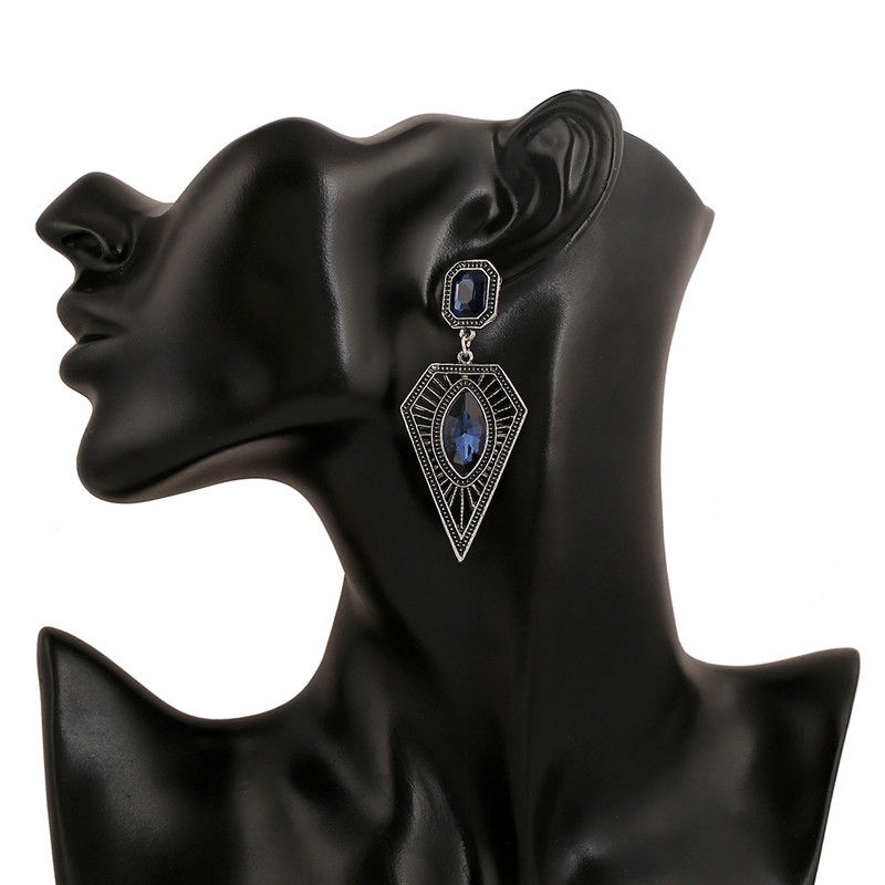 Thumbnail: Triangular Earrings