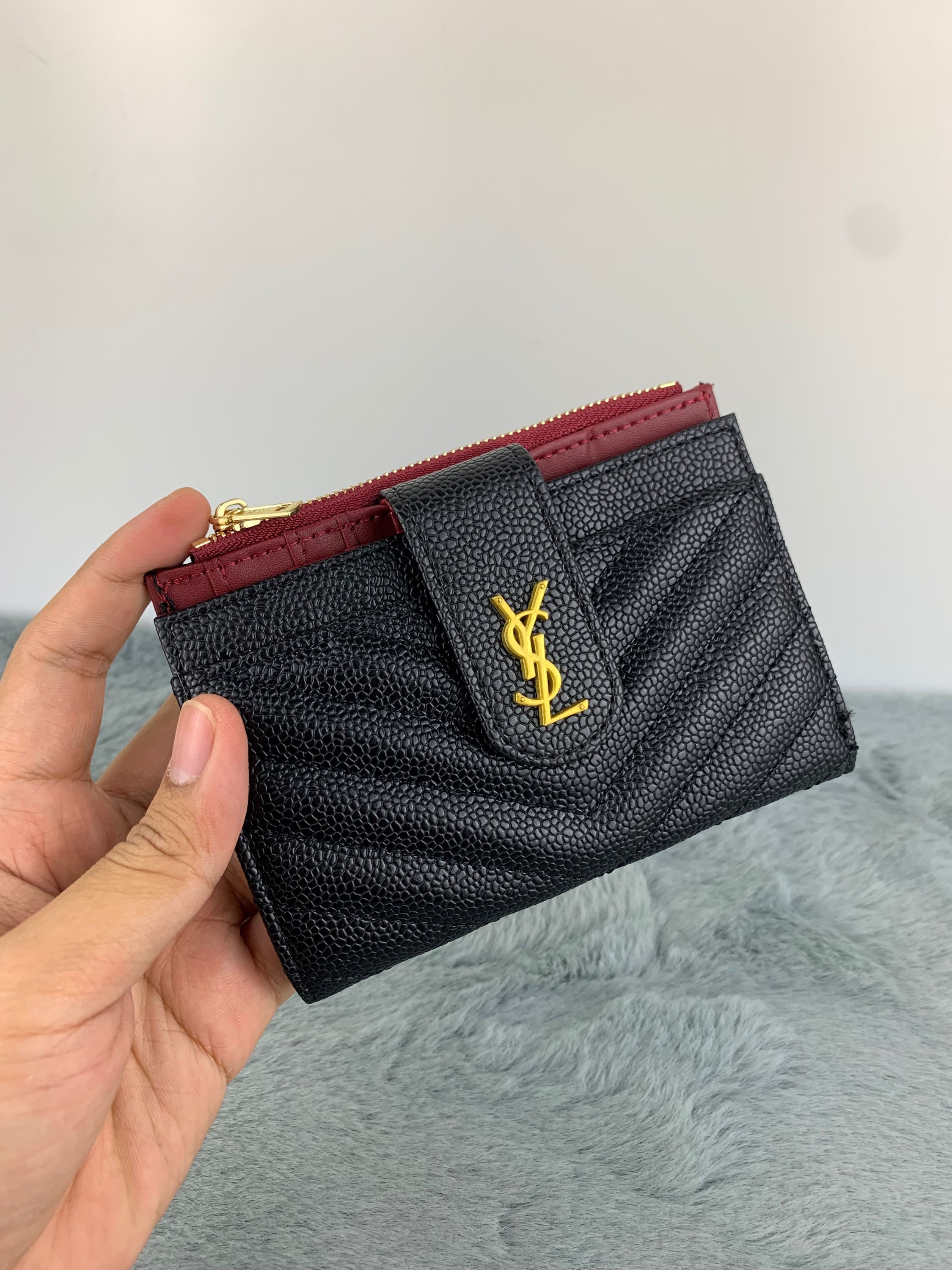 Ysl w
