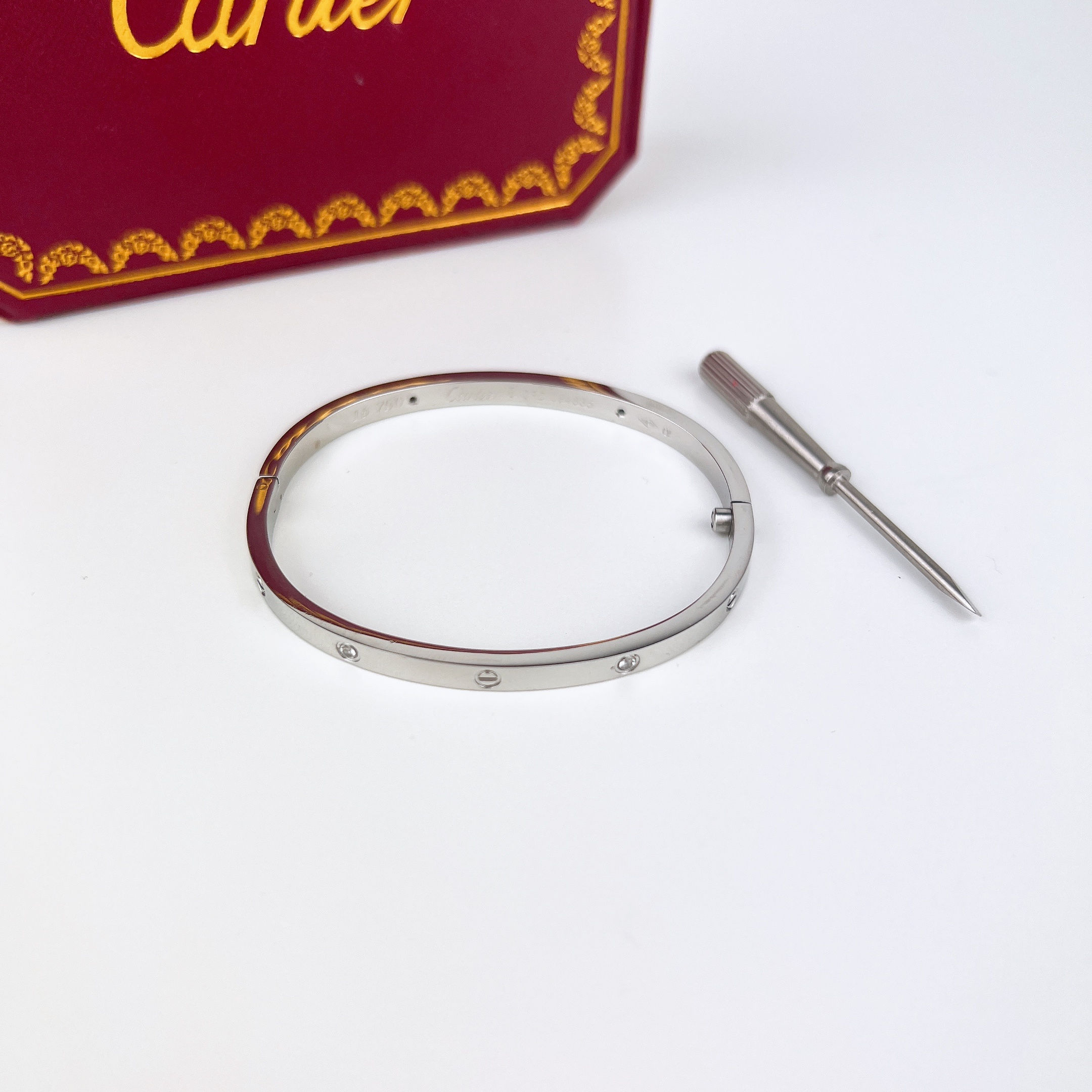 cartier กำไล