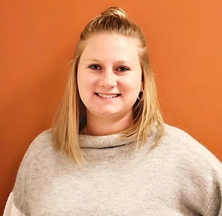 Chloe Headshot_edited.jpg