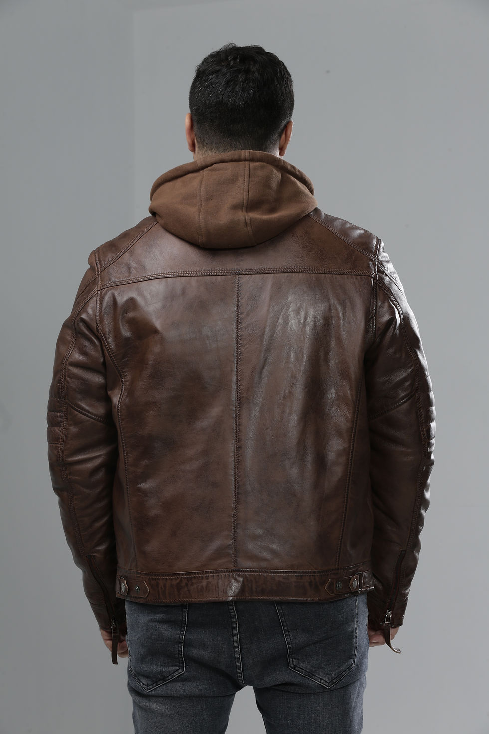 Μικρογραφία: MICHAEL CONIAC