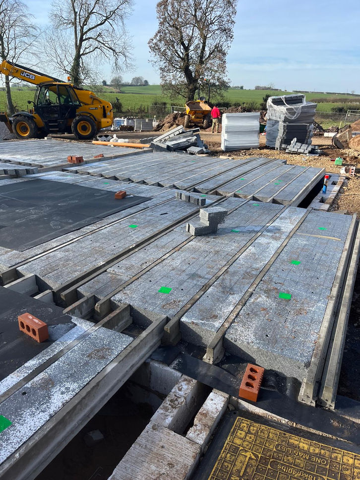Construction projects
Building development
Residential construction
Commercial development
Renovation projects
Sustainable construction
Modern architecture
Building restoration
Site management
Property development
High-quality craftsmanship