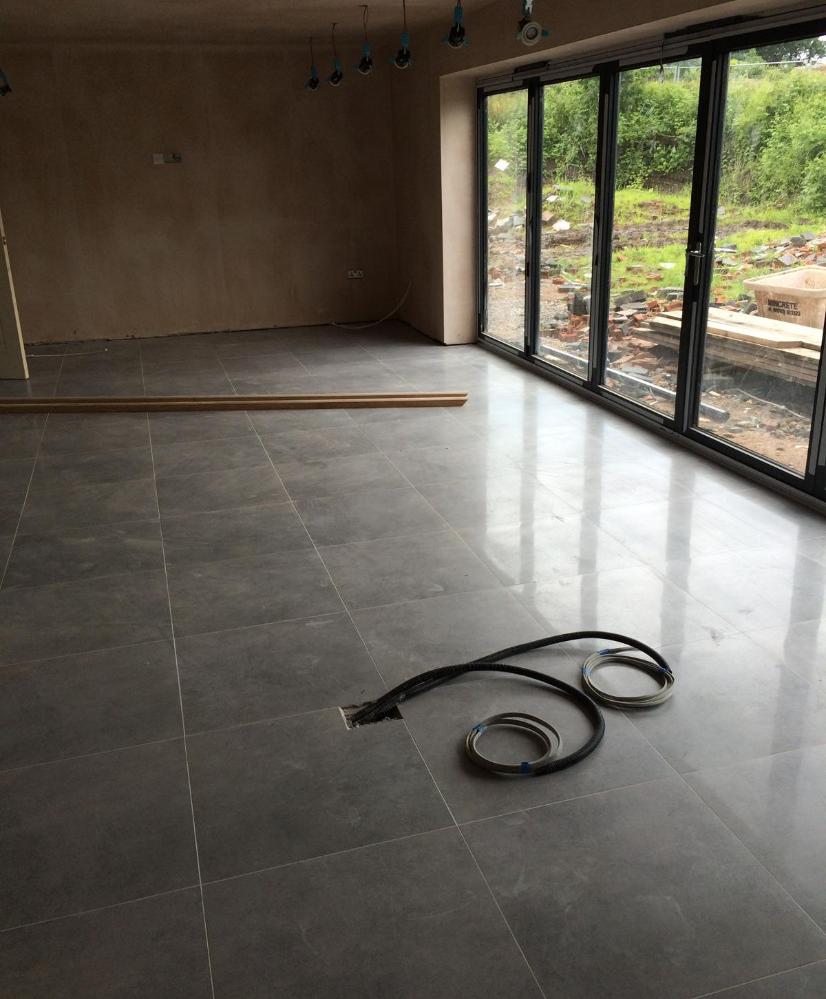 Construction projects
Building development
Residential construction
Commercial development
Renovation projects
Sustainable construction
Modern architecture
Building restoration
Site management
Property development
High-quality craftsmanship