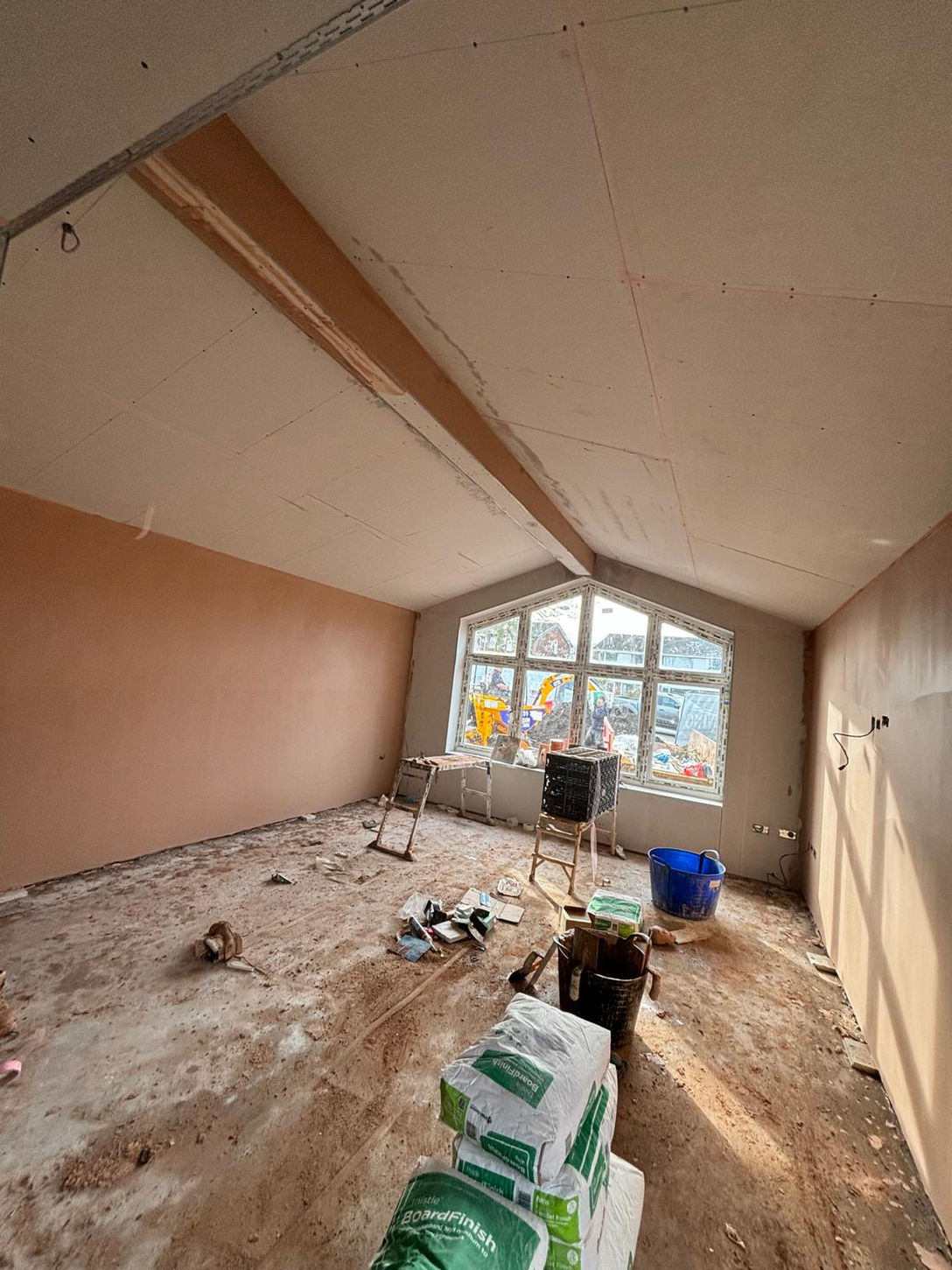 Construction projects
Building development
Residential construction
Commercial development
Renovation projects
Sustainable construction
Modern architecture
Building restoration
Site management
Property development
High-quality craftsmanship