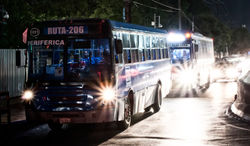 Camiones urbanos a 2015 med.jpg